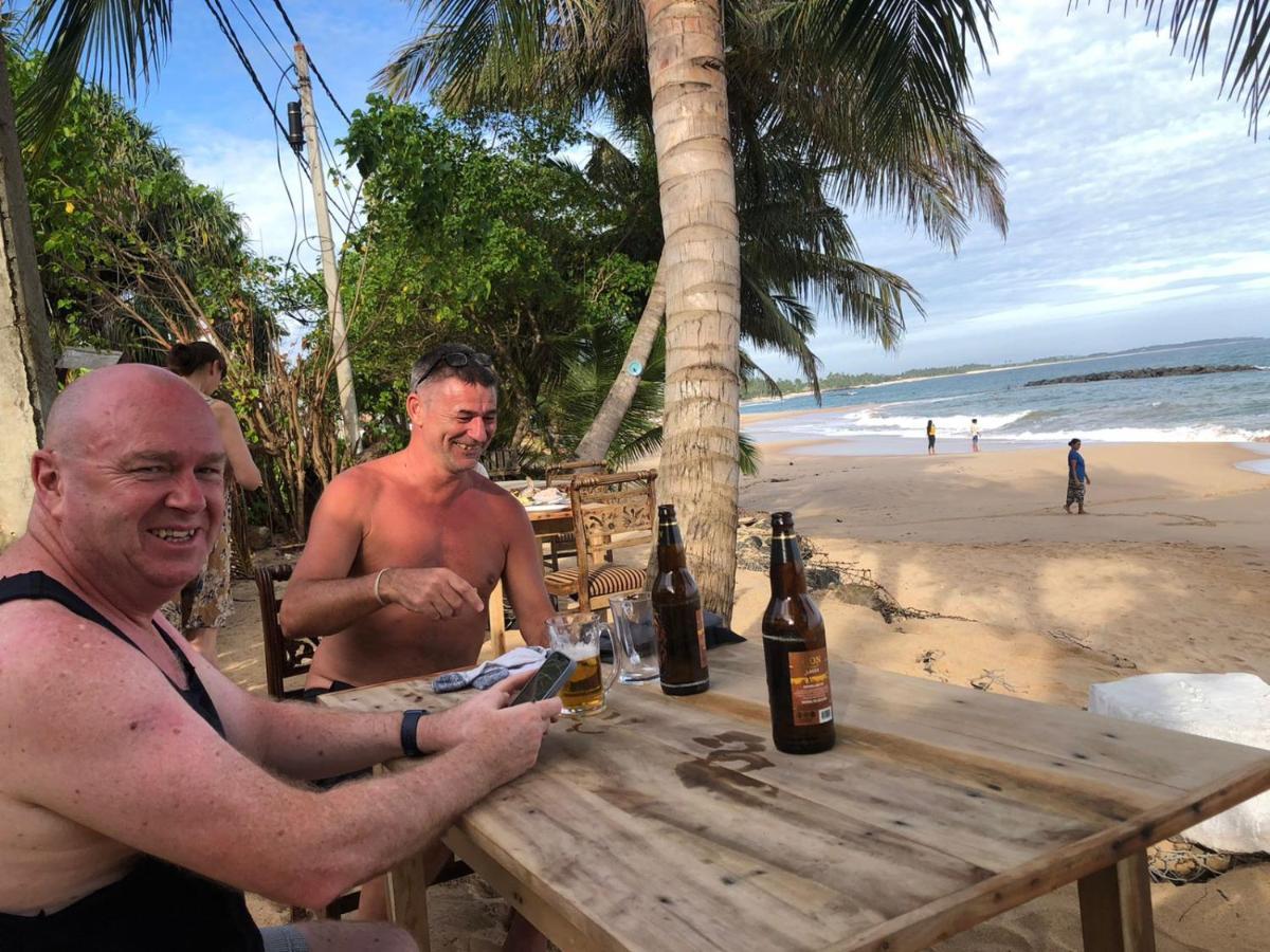 Rock Paradise Beach Hotel & Restaurent Tangalle Kültér fotó